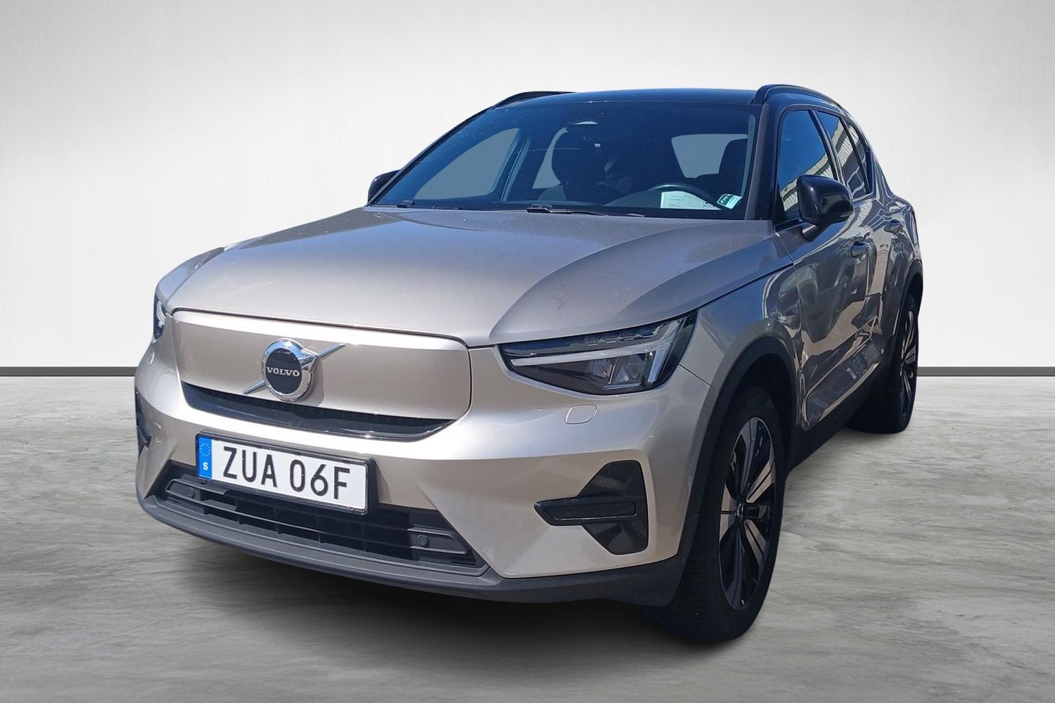 XC40 Recharge Core image