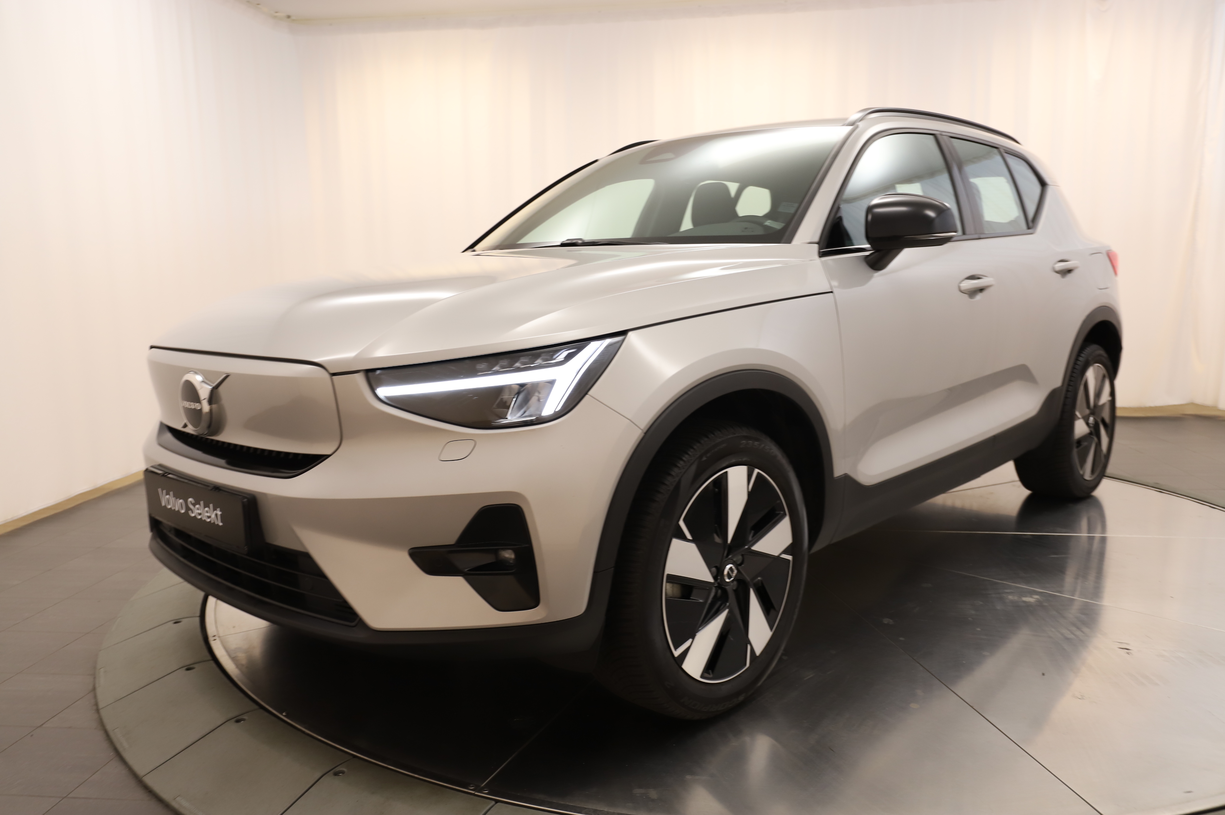 XC40 Recharge Extended Range Plus image