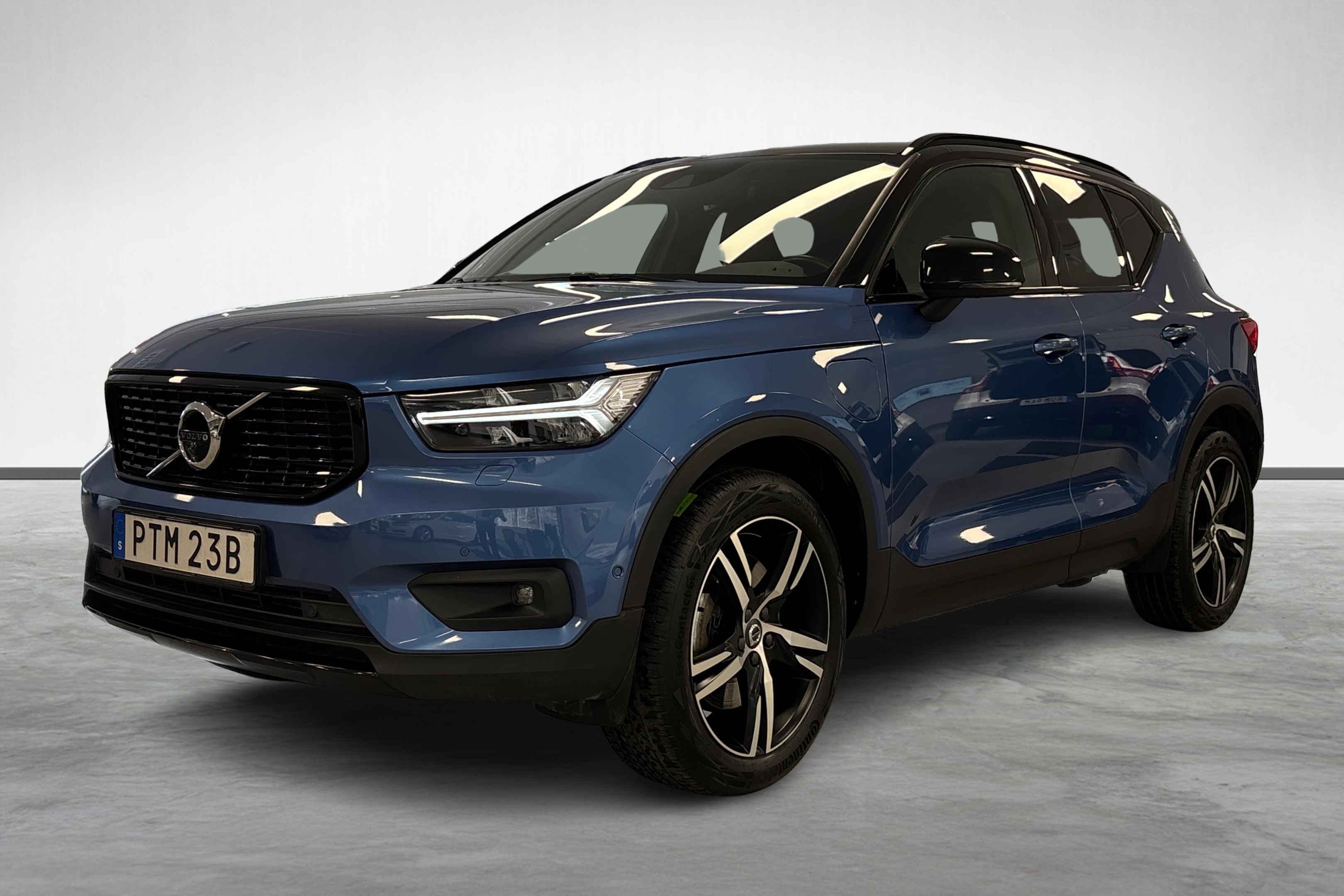 XC40 Recharge T4 R-Design image