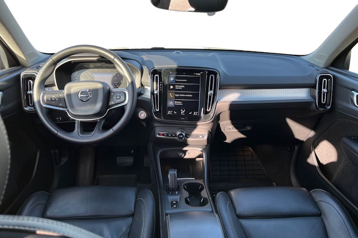 XC40 T5 AWD Momentum Intro Edition image 10