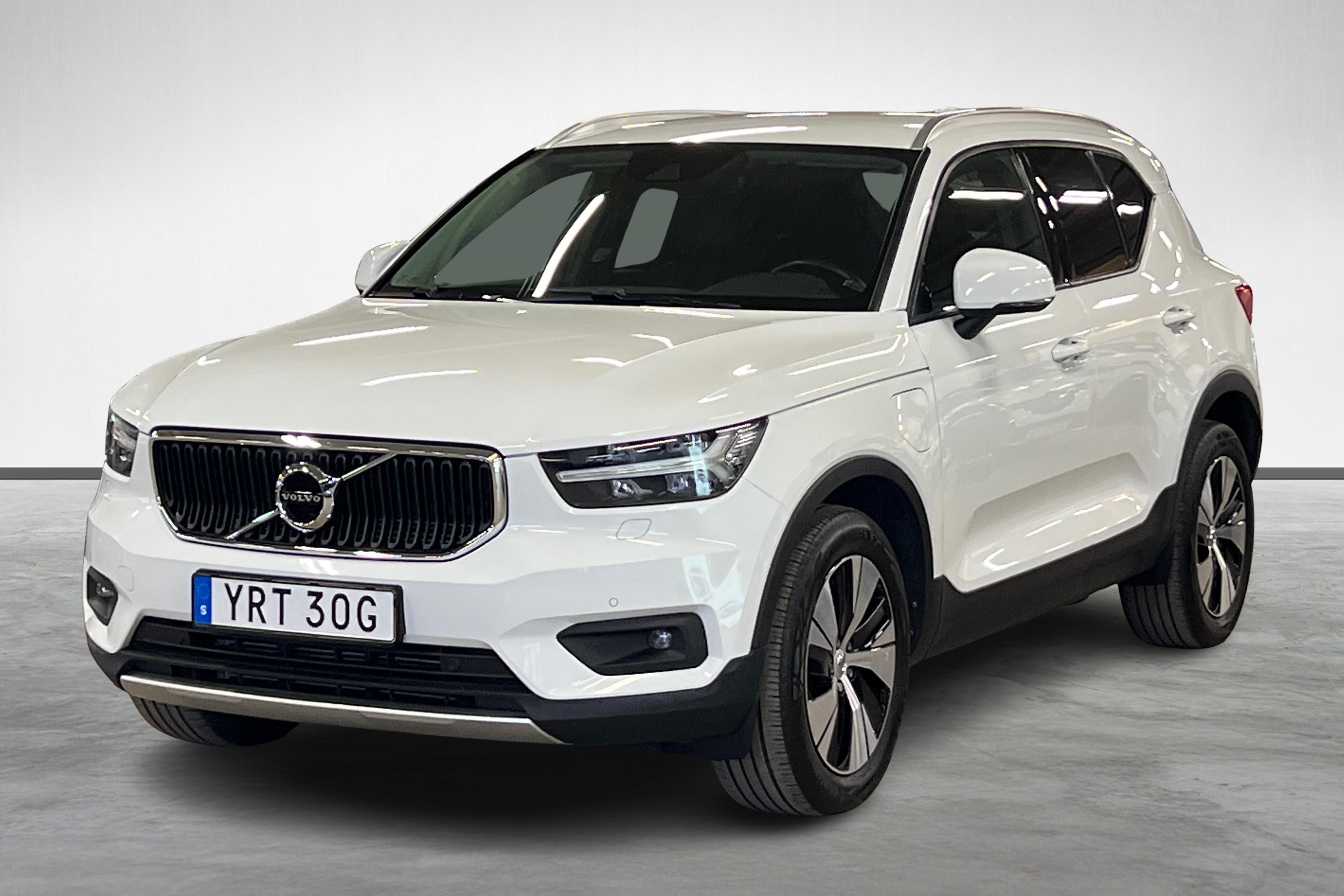 XC40 T5 Twin Engine Mom Advanced Edition image