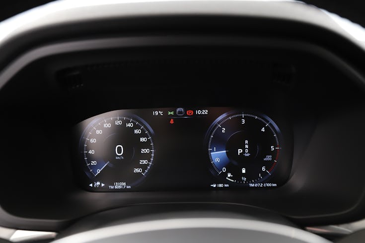 XC60 B4 AWD Diesel Momentum Advanced SE image 15