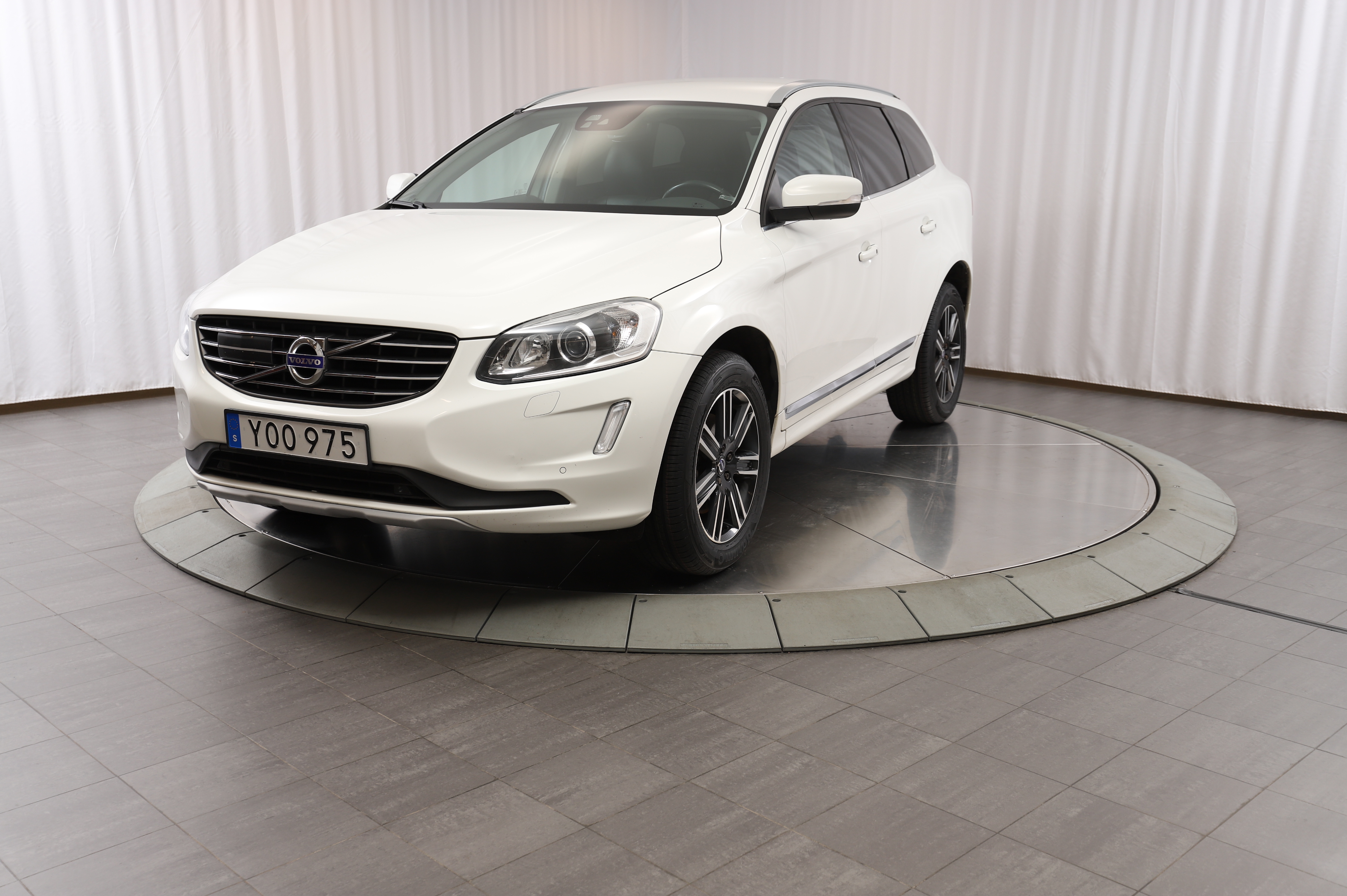 XC60 D4 AWD Classic Summum image