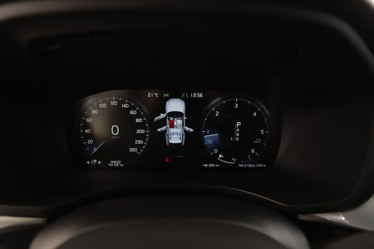 XC60 D4 AWD Momentum Advanced SE image 20
