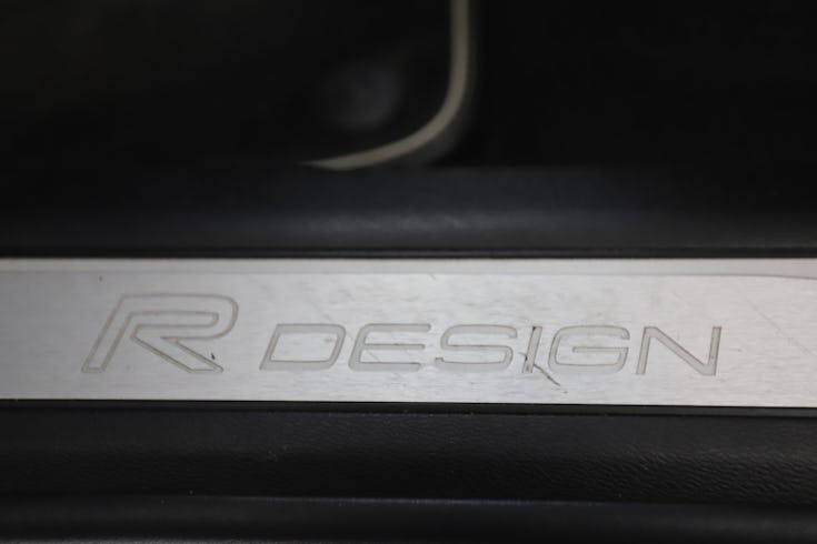 XC60 D4 AWD R-Design UB 19