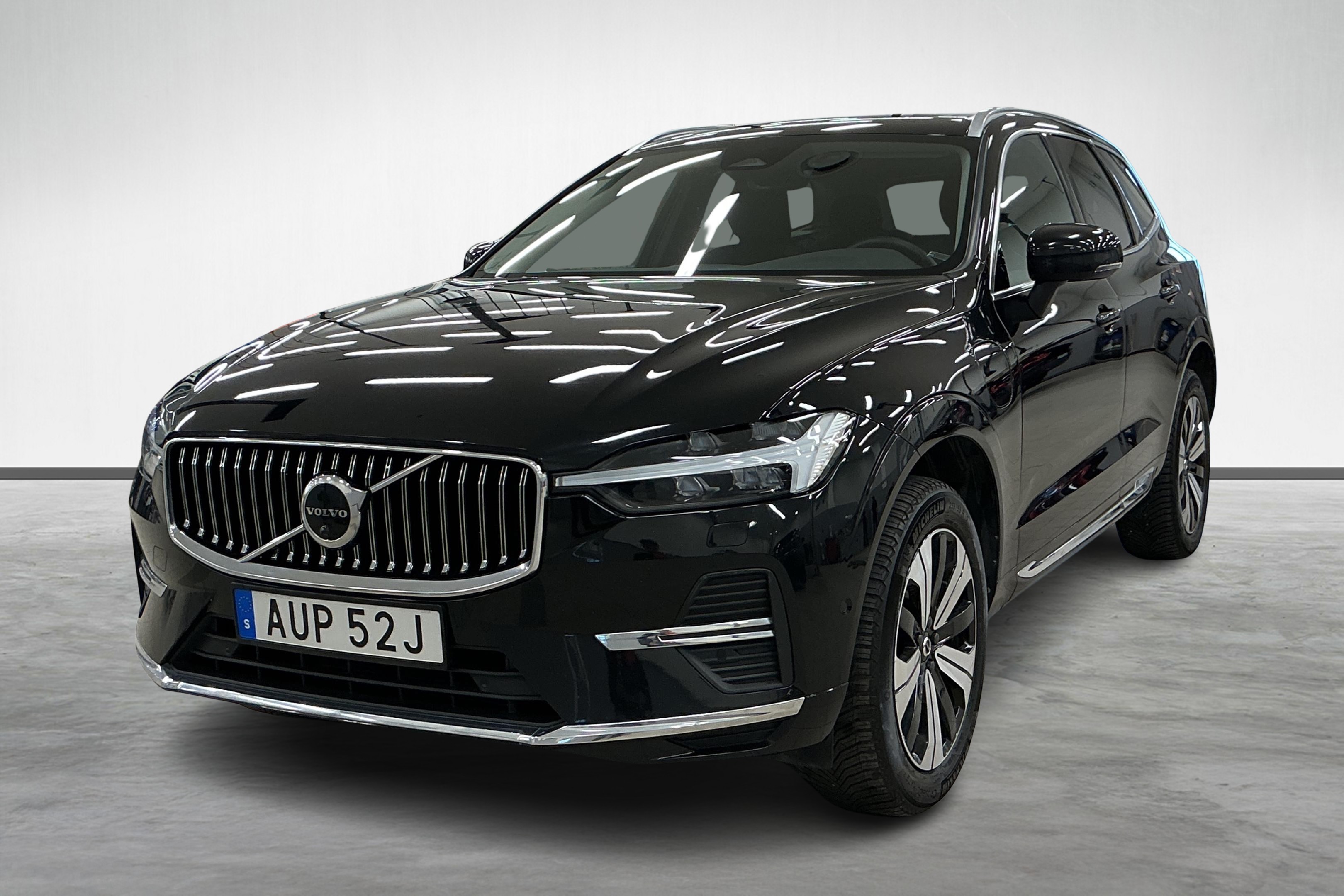 XC60 Recharge T6 Core Edition image