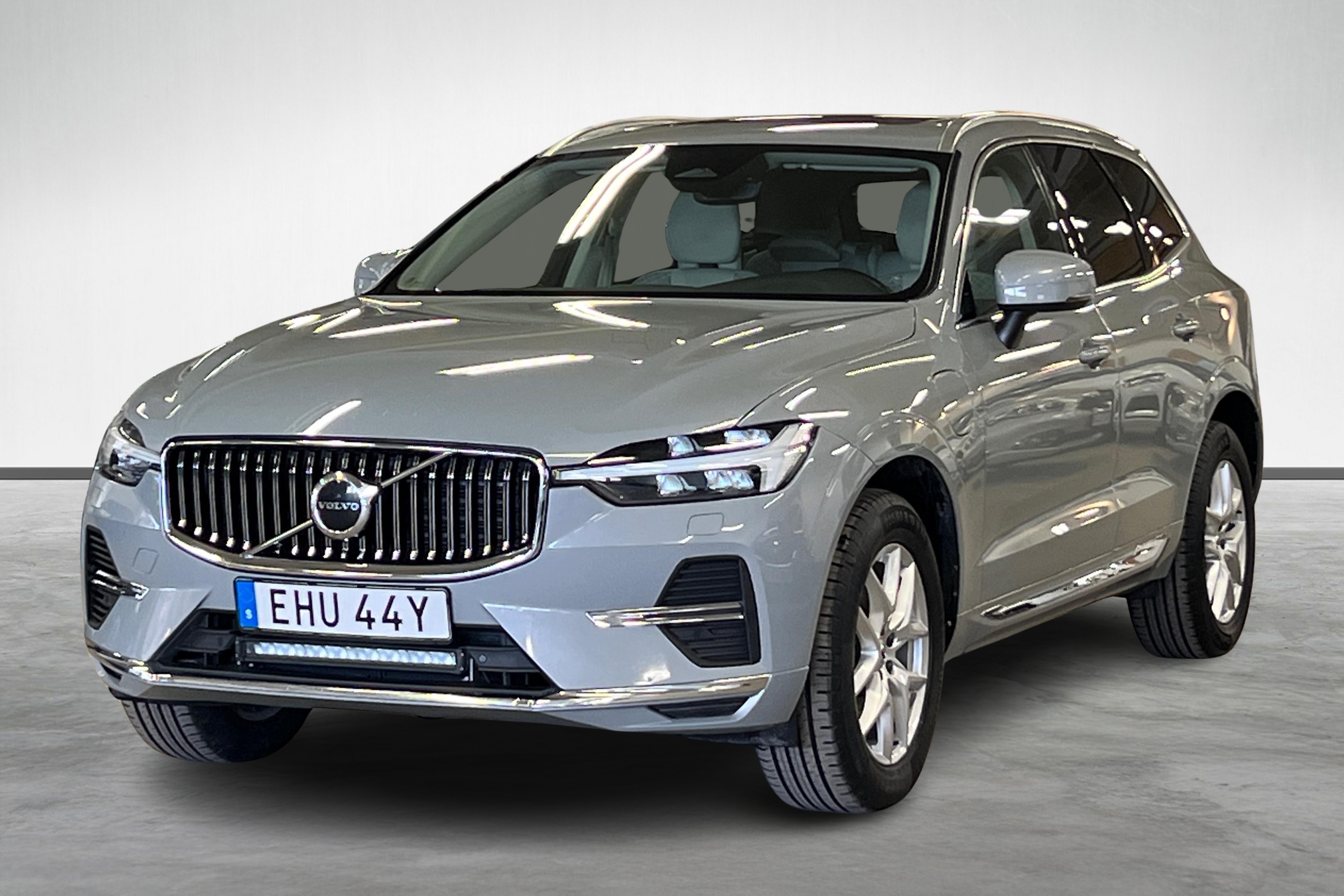 XC60 Recharge T6 Core Edition image