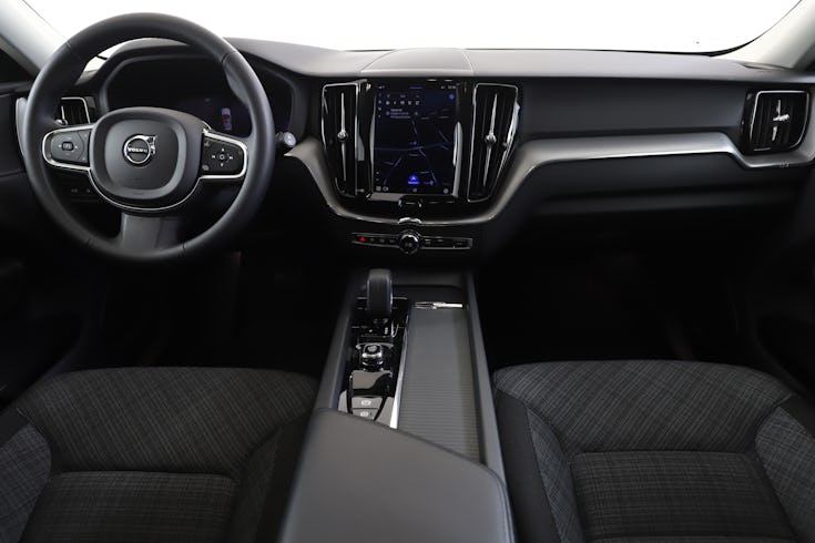 XC60 Recharge T6 Core Edition image 3