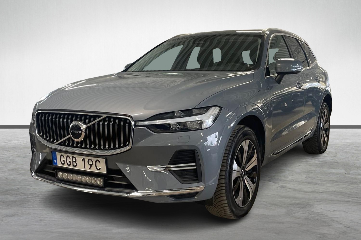 XC60 Recharge T6 Core Edition image