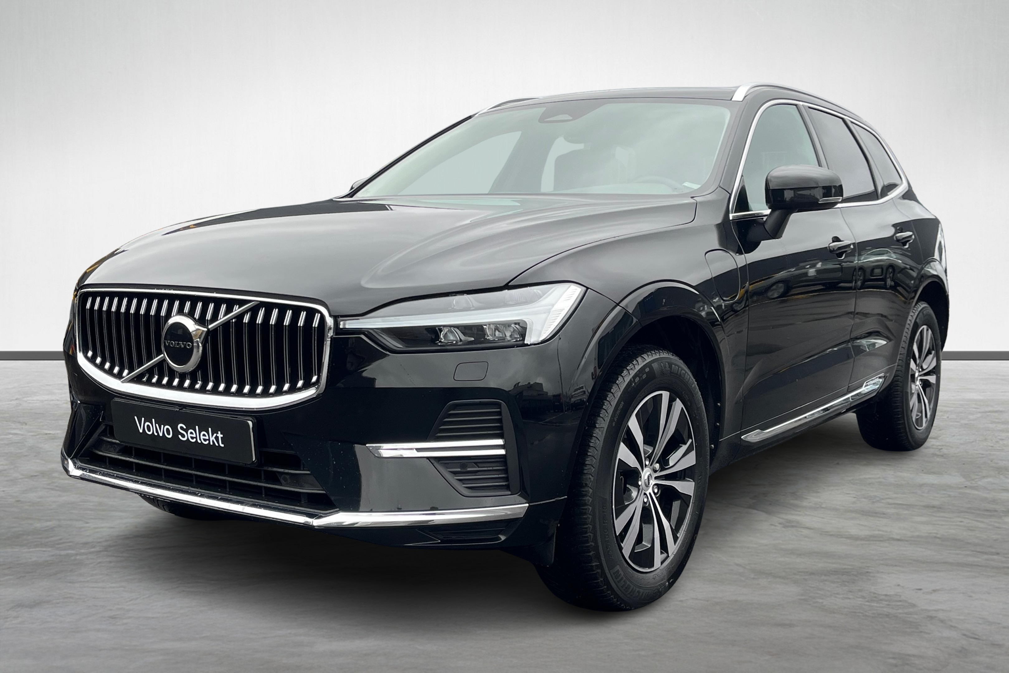 XC60 Recharge T6 Core Edition image