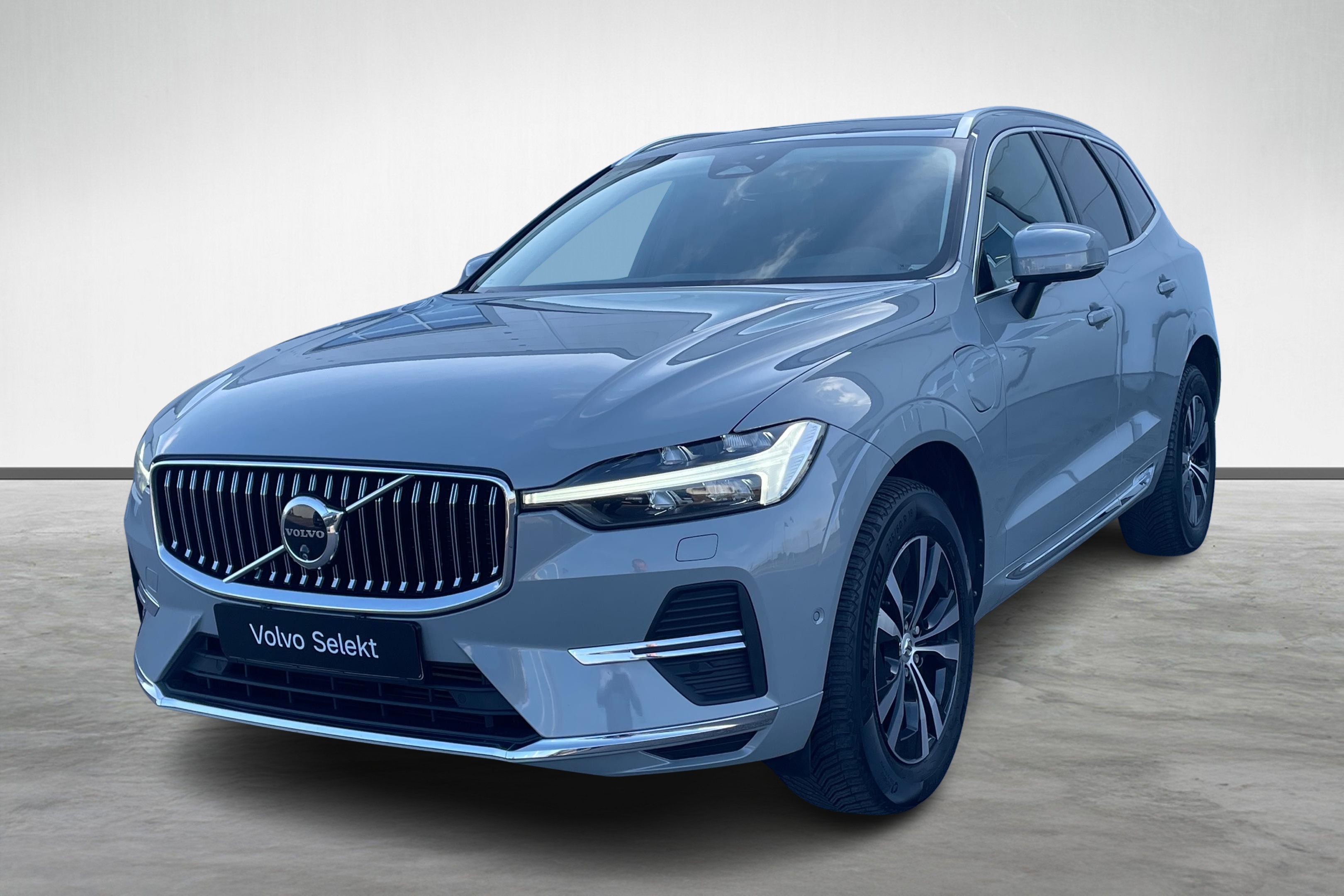 XC60 Recharge T6 Core Edition image