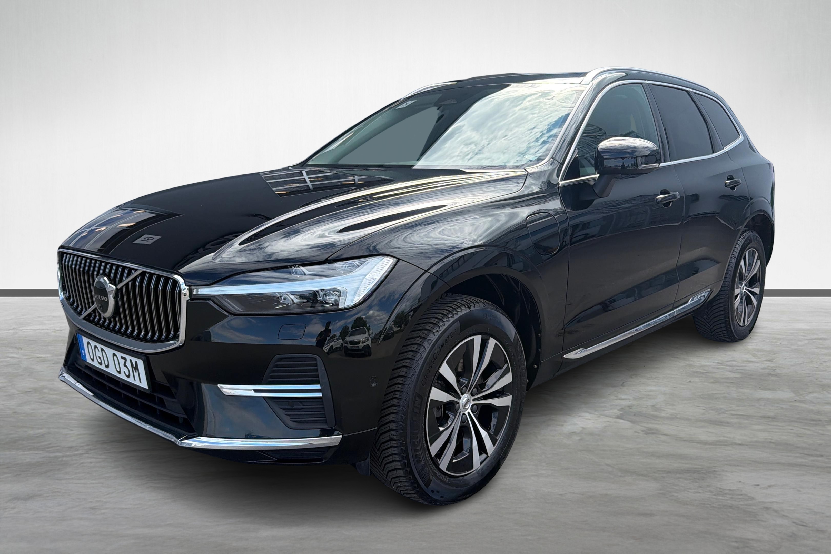 XC60 Recharge T6 Core Edition image