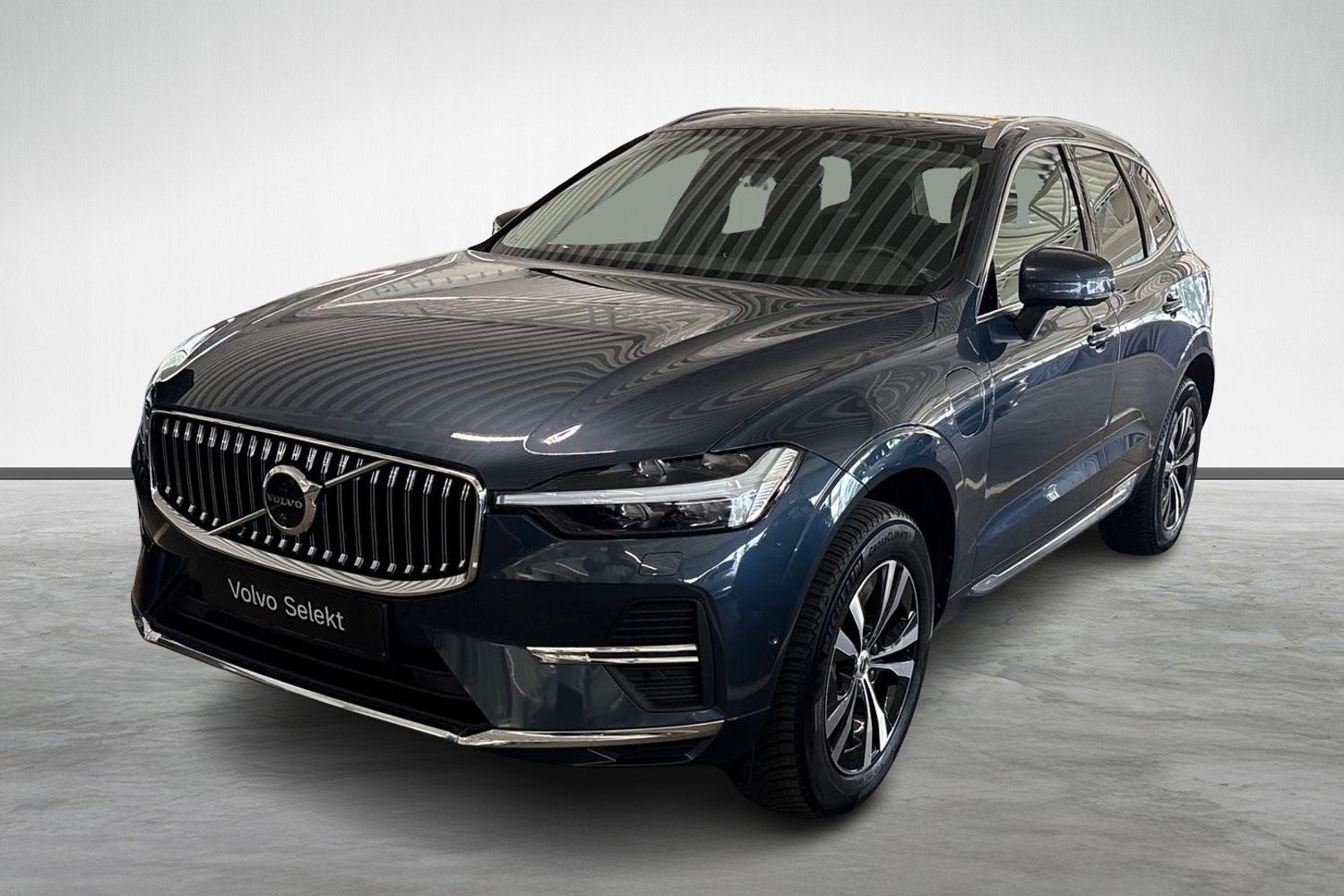 XC60 Recharge T6 Core Edition image
