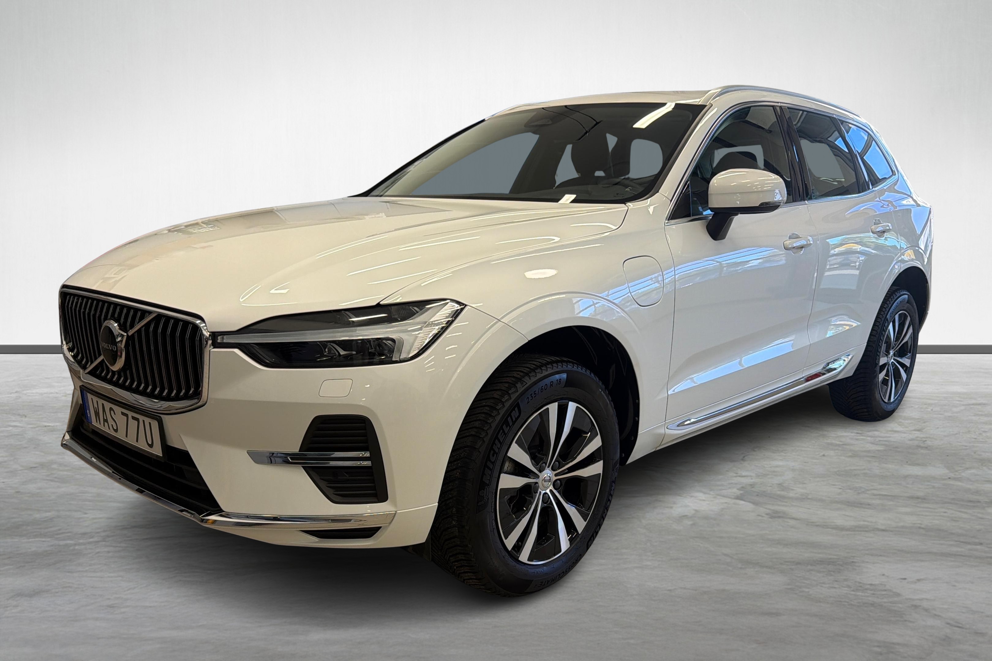 XC60 Recharge T6 Core Edition image
