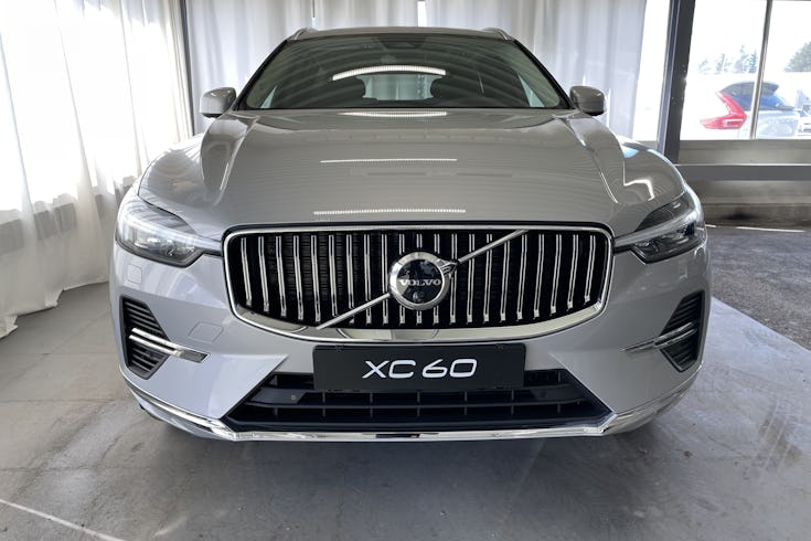 XC60 Recharge T6 Core Edition image 2