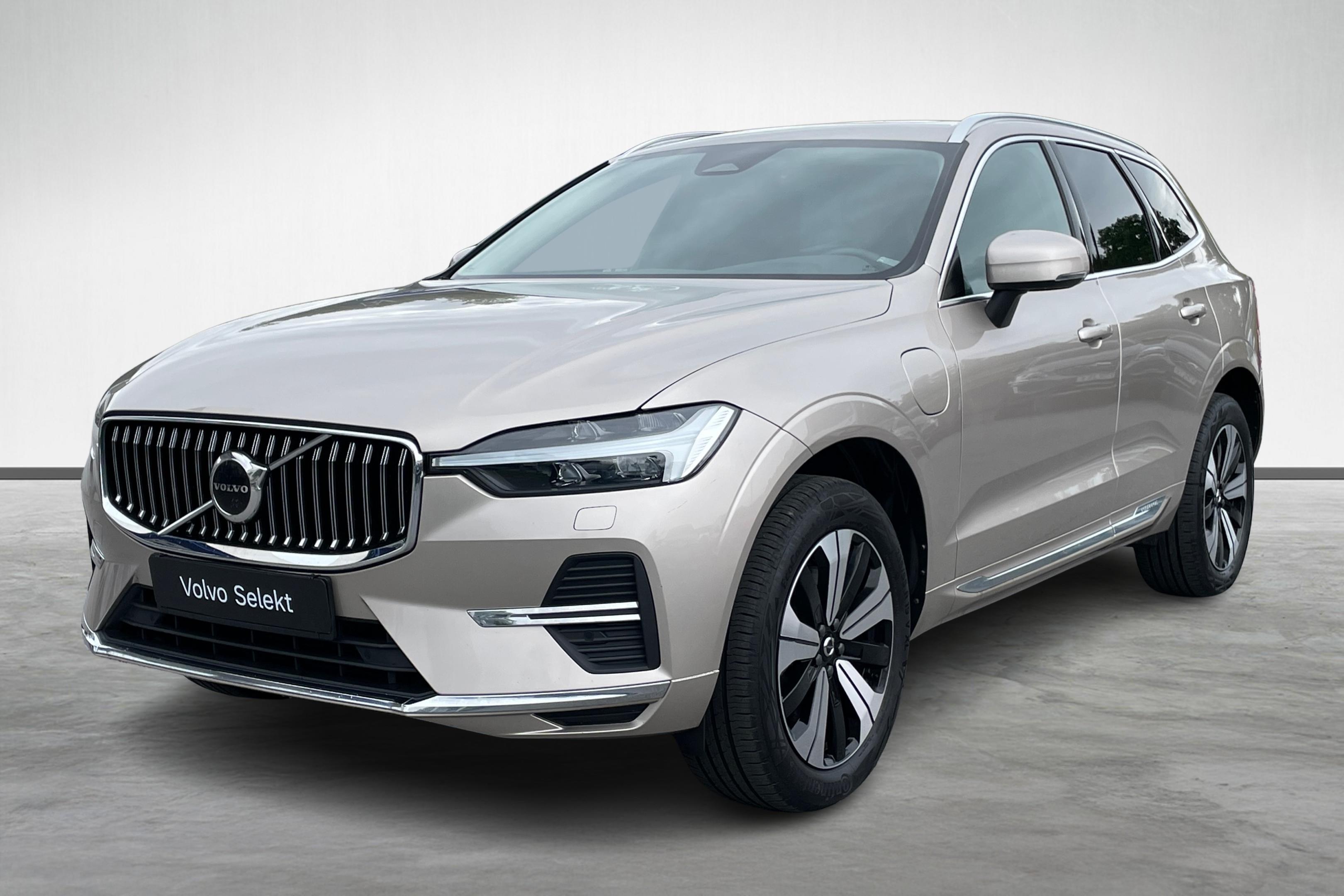 XC60 Recharge T6 Plus Bright image