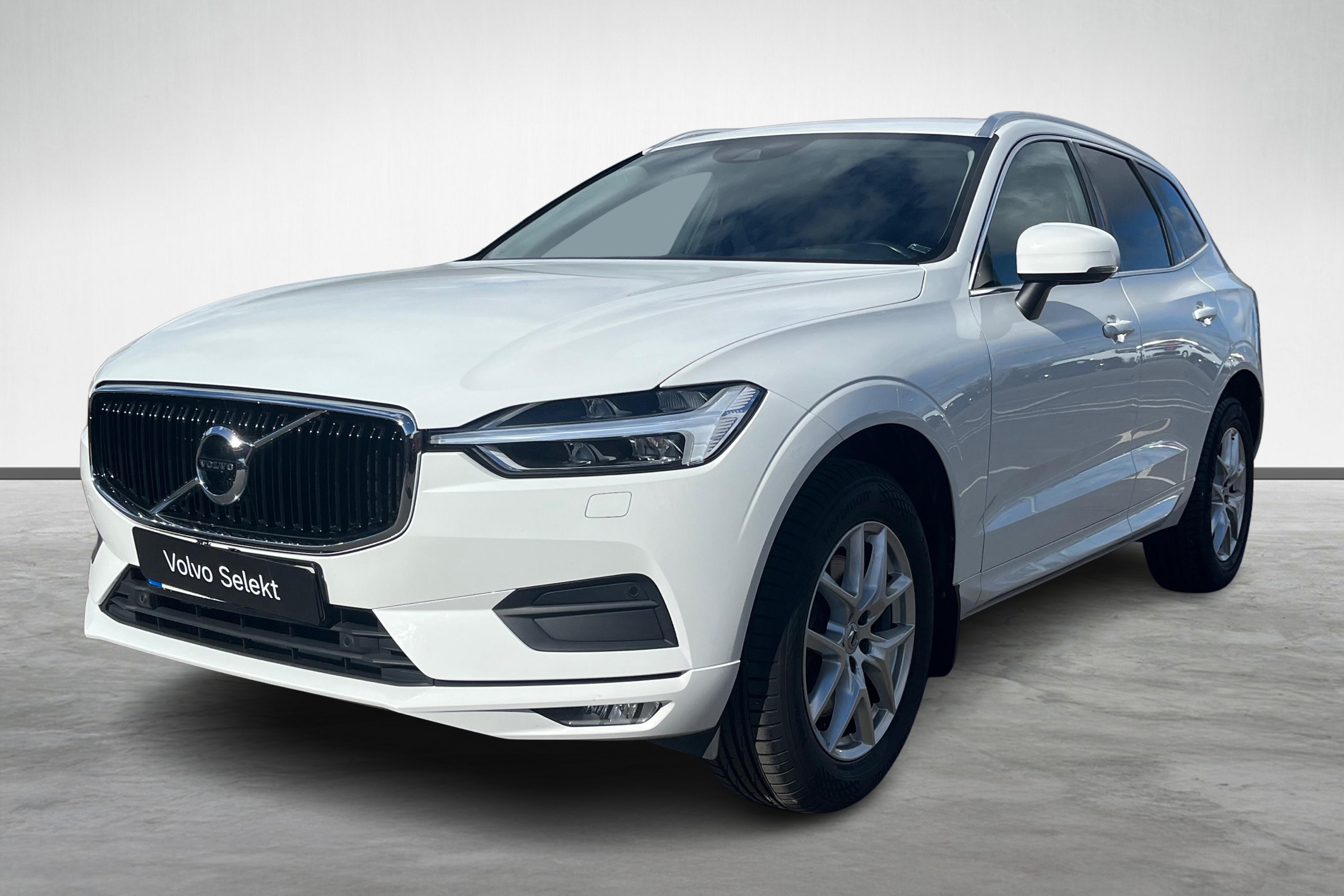 XC60 T4 Momentum Advanced Edition image