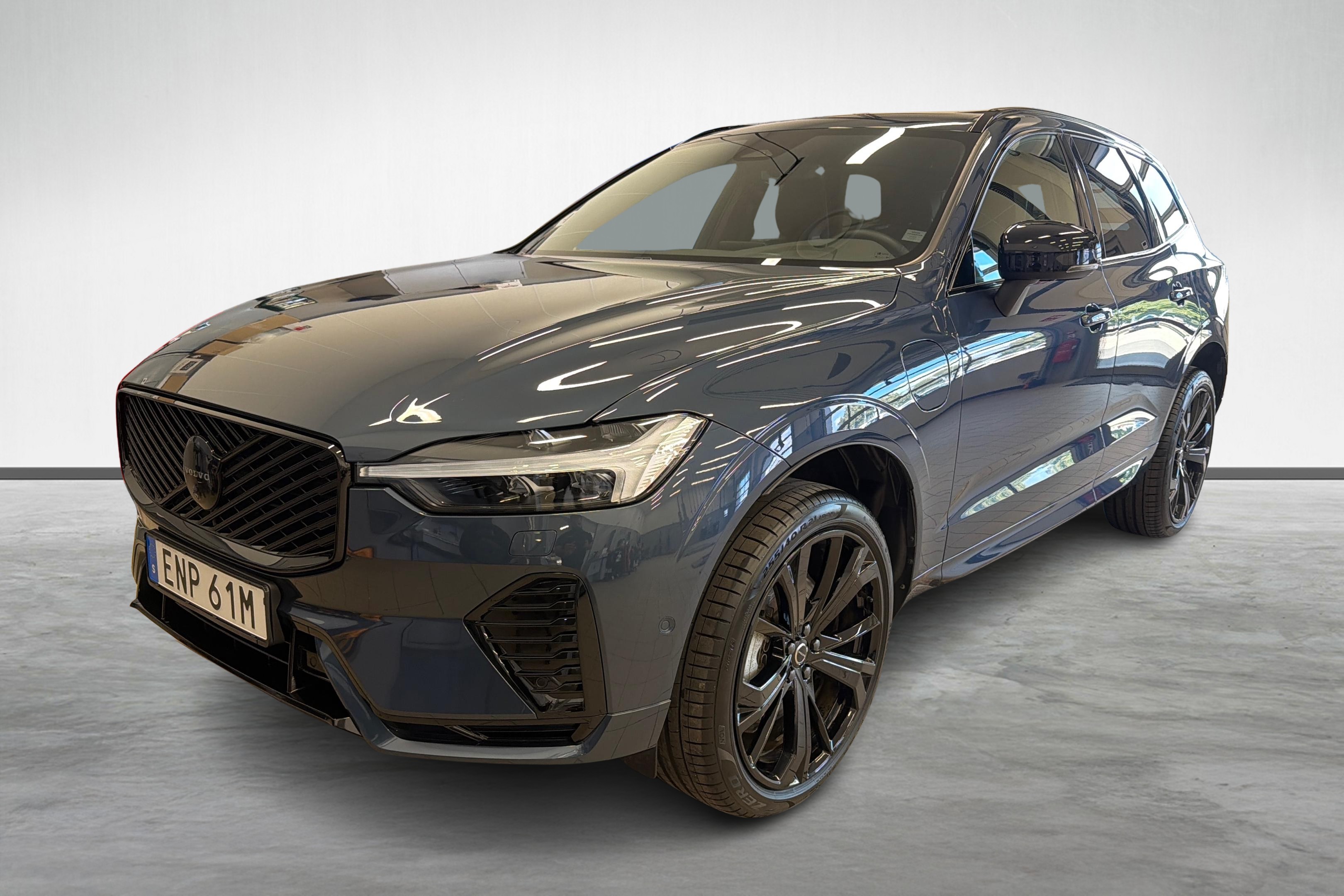 XC60 T6 Plus Black Nordic Edition image