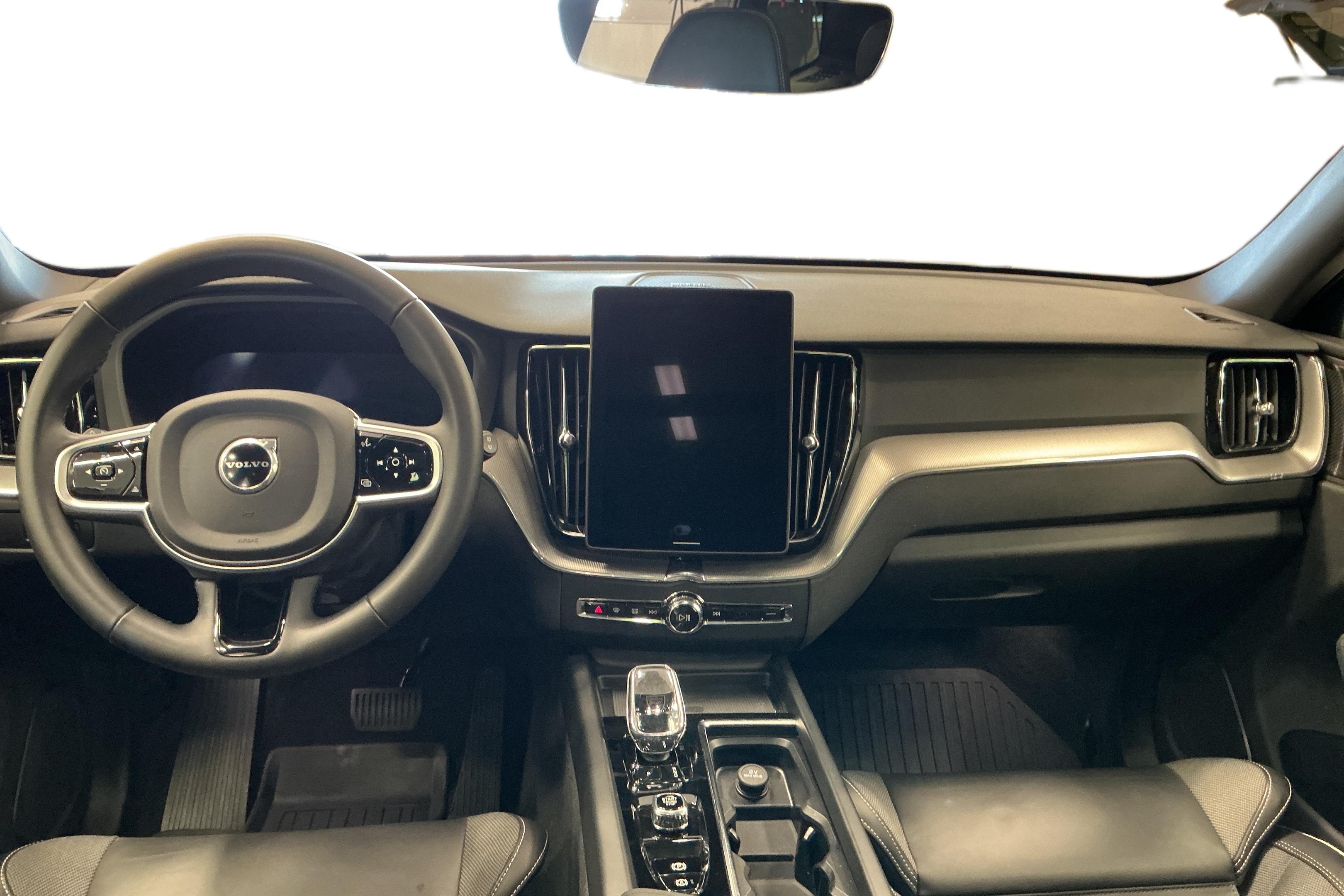 XC60 T6 Plus Black Nordic Edition image