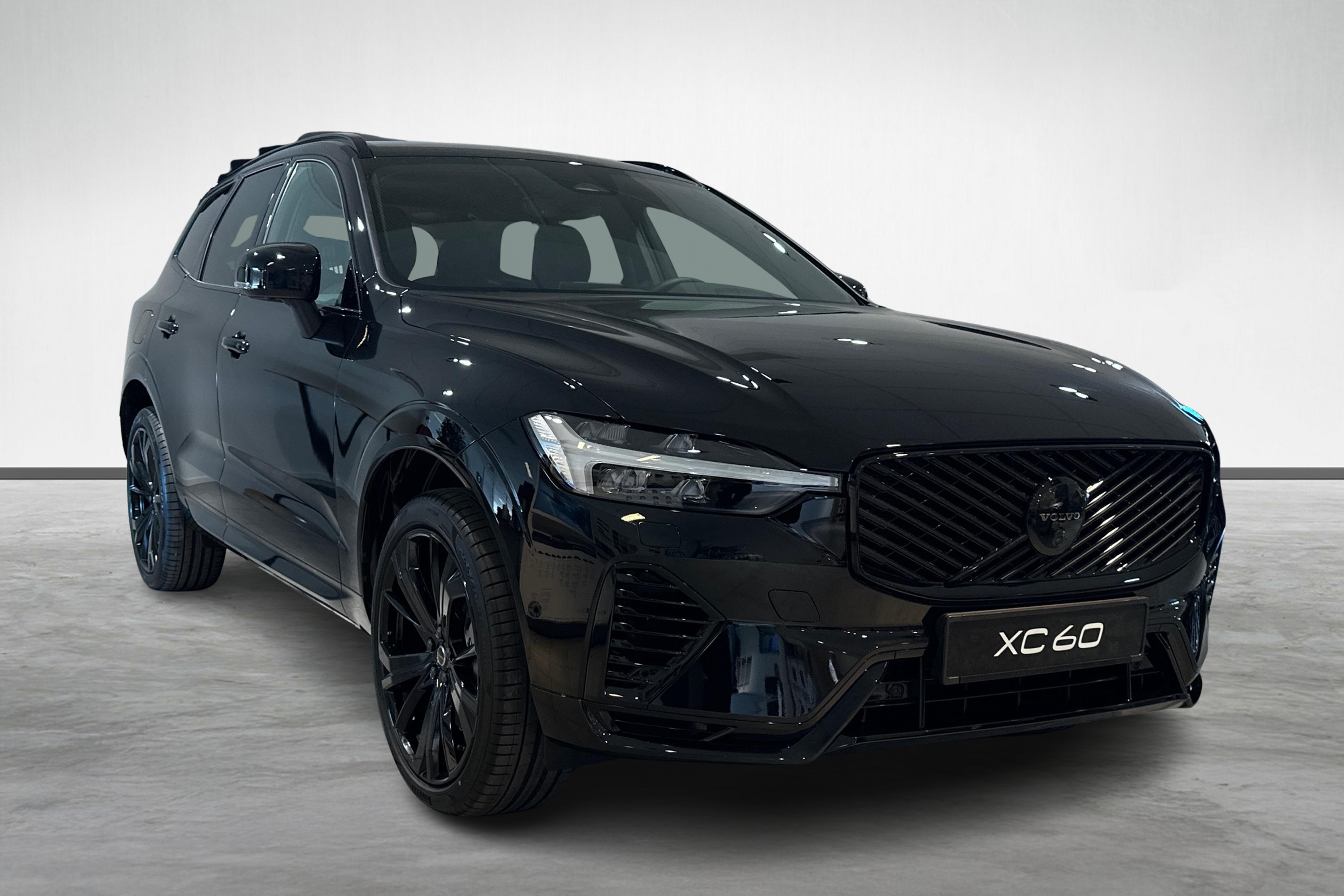XC60 T6 Plus Black Nordic Edition image