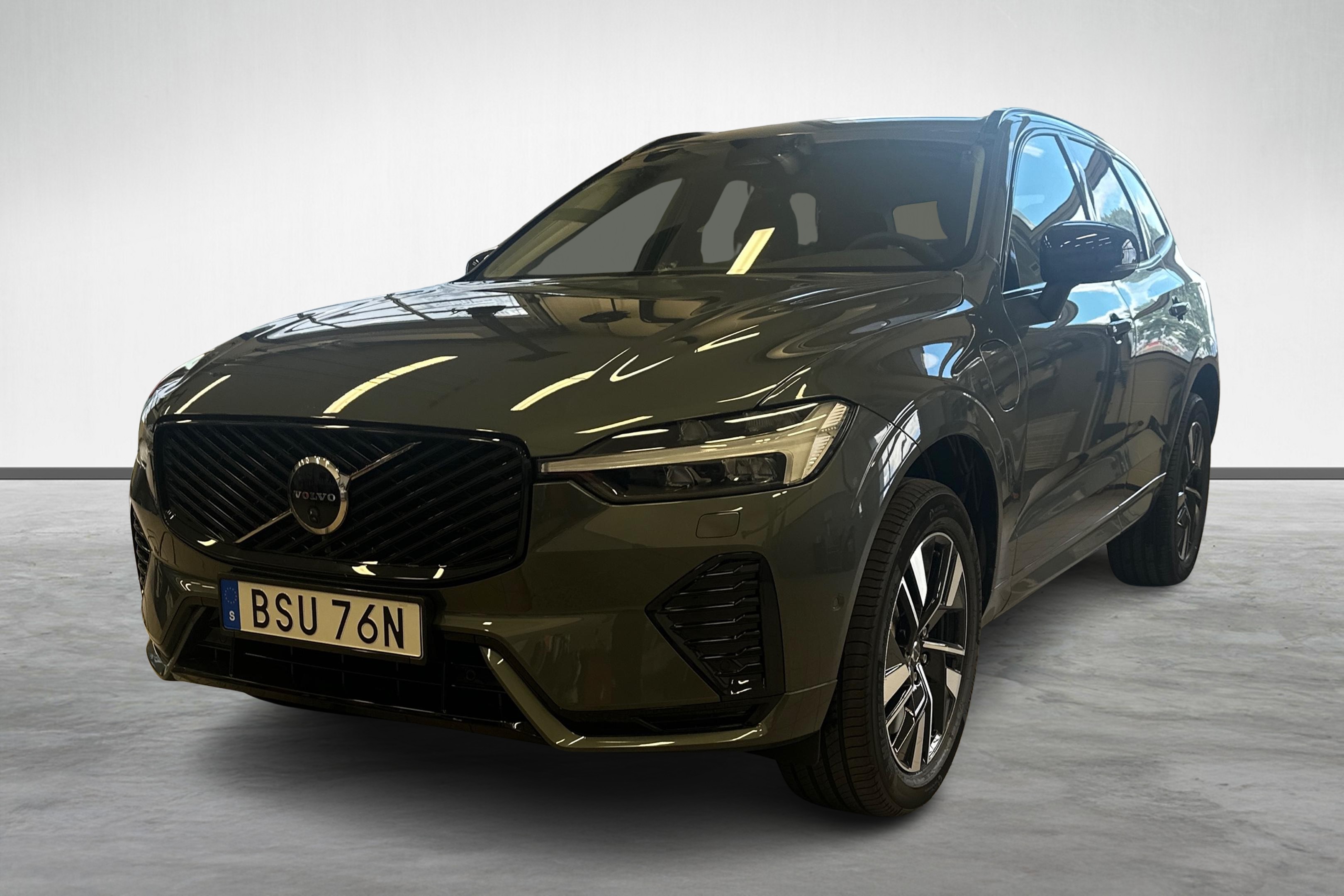 XC60 T6 Plus Dark Nordic Edition image