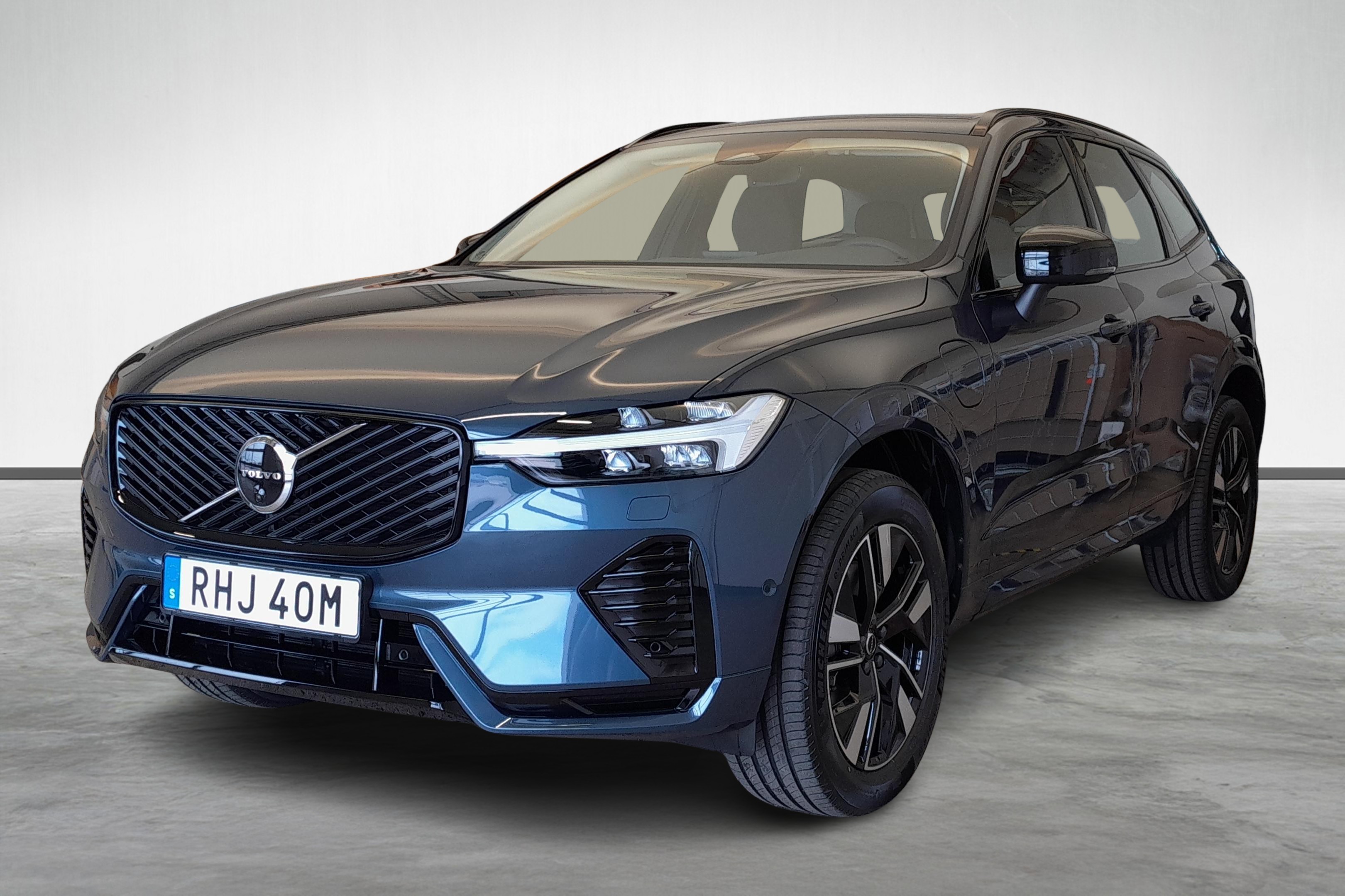 XC60 T6 Plus Dark Nordic Edition image