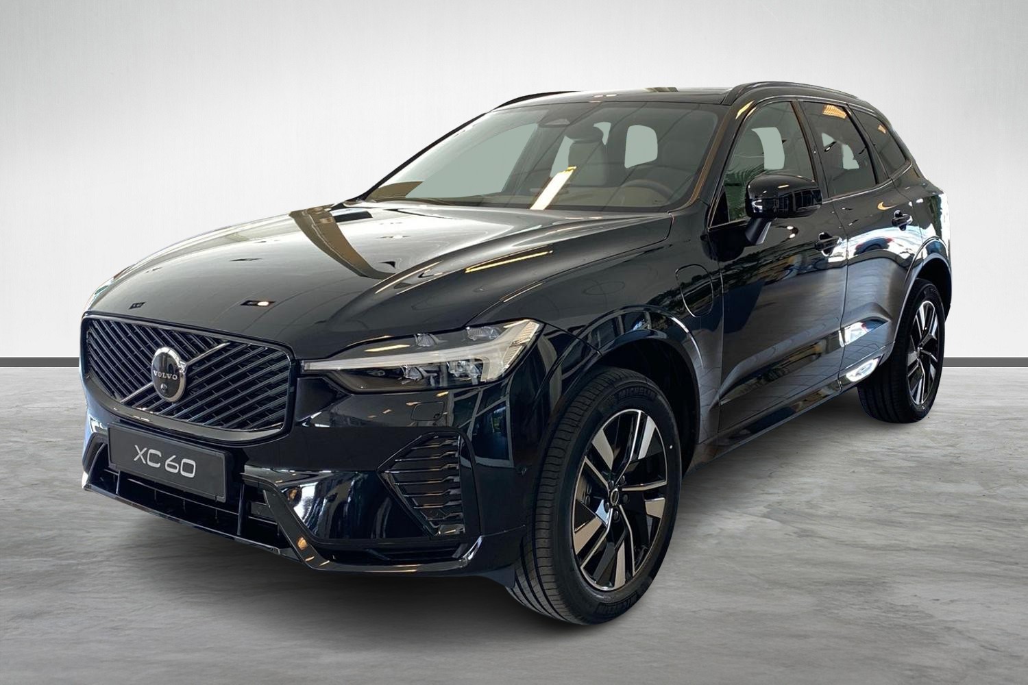 XC60 T6 Plus Dark Nordic Edition image