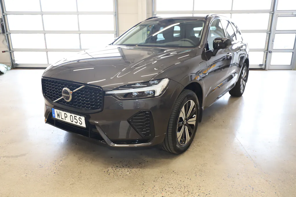 Volvo XC60 2025