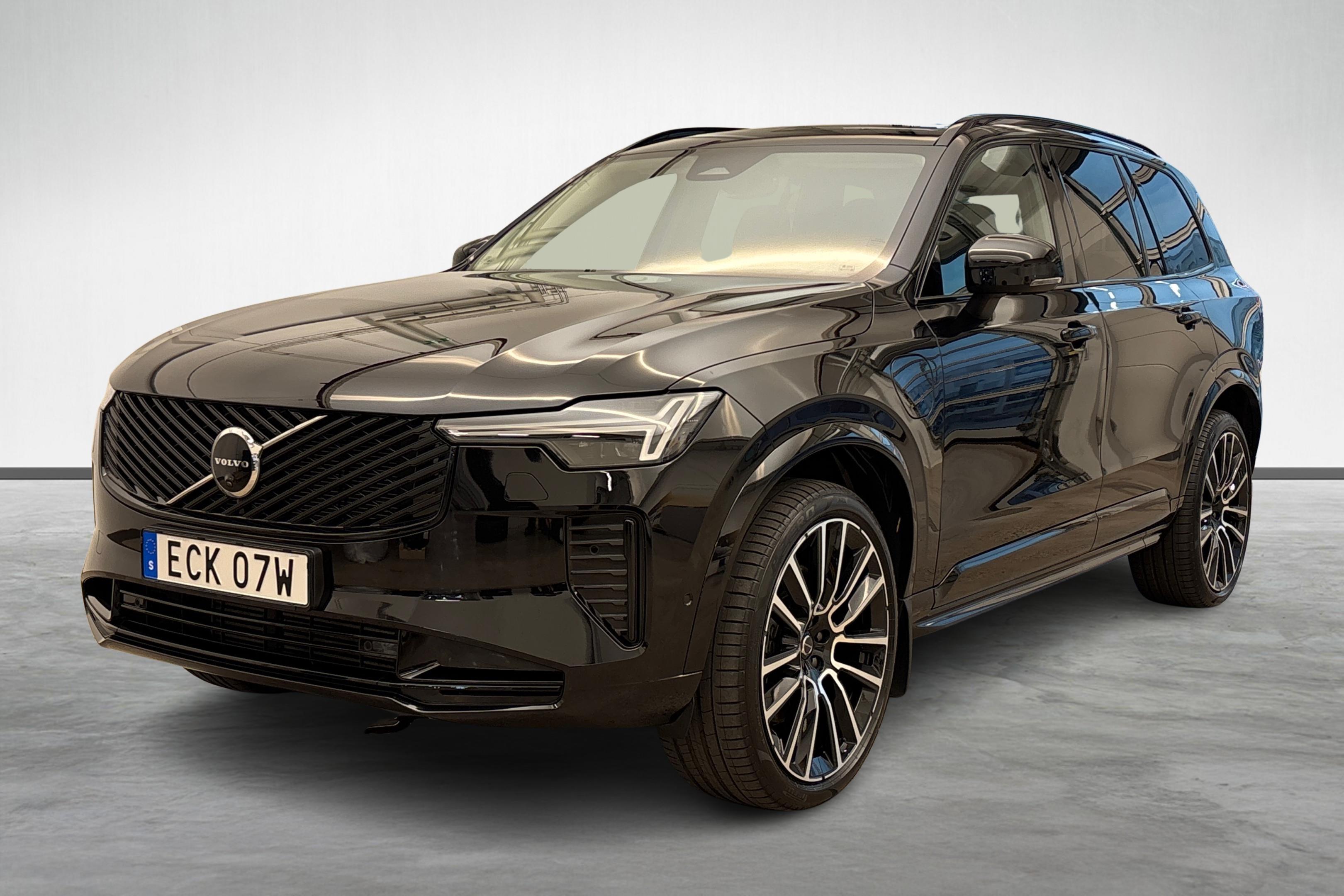 XC90 II T8 Ultra Dark image