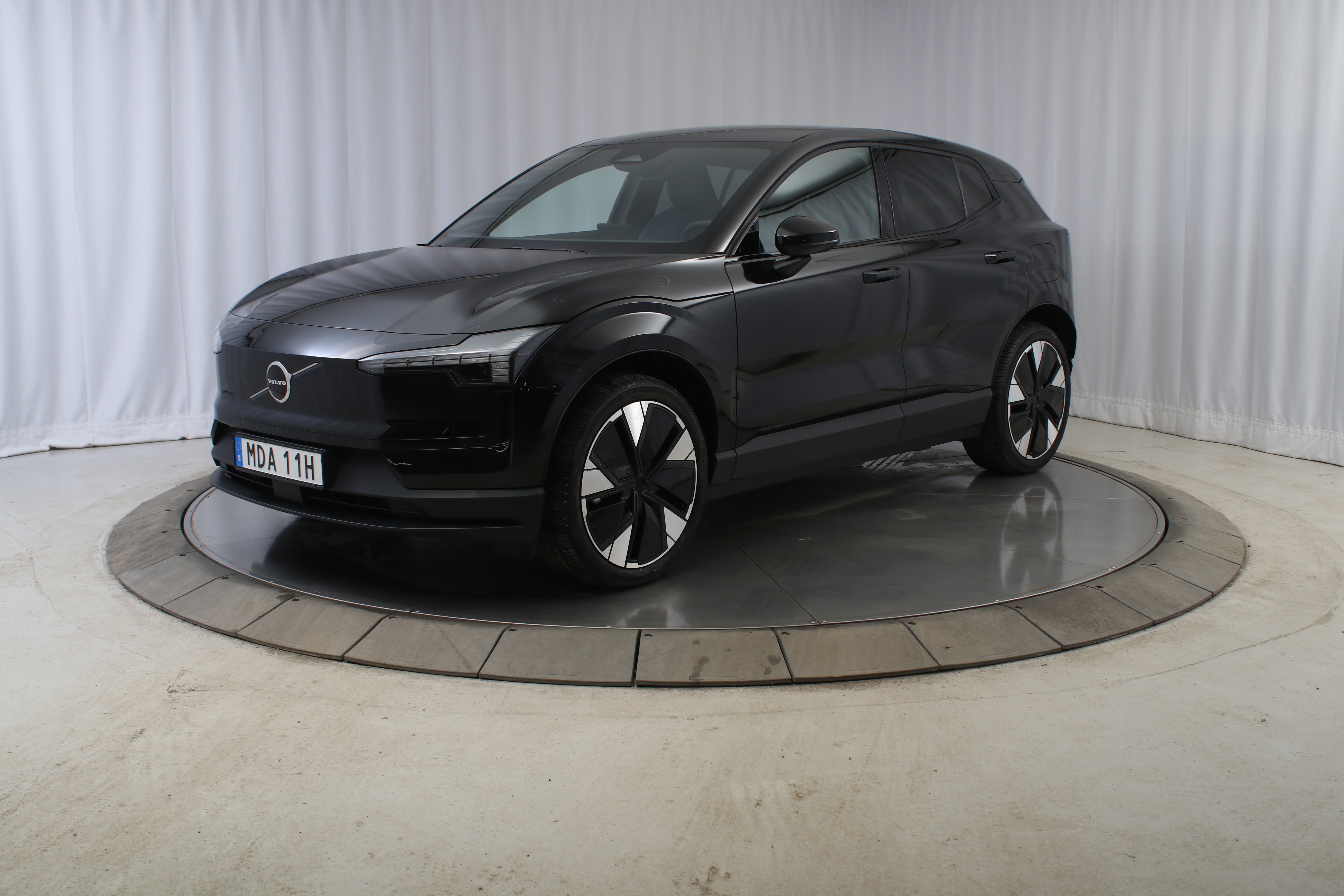 EX30 Single M Extended R Plus Edition image