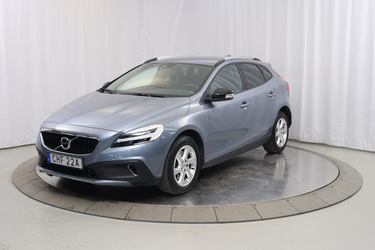 V40 Cross Country D3 Edition image 1