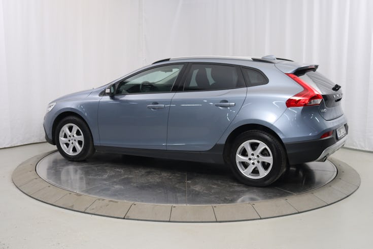 V40 Cross Country D3 Edition image 3
