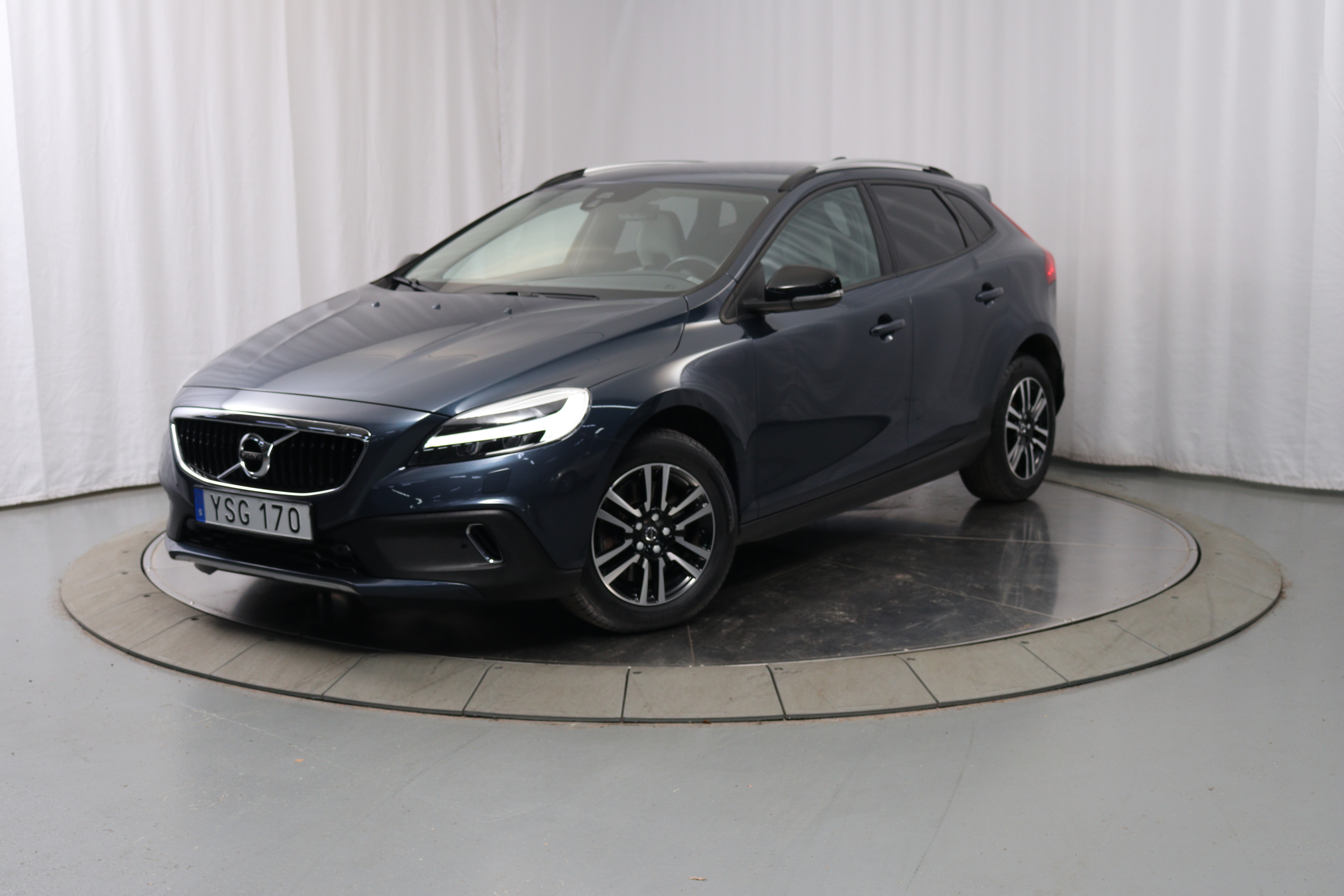 V40 Cross Country T3 Adv Edition image