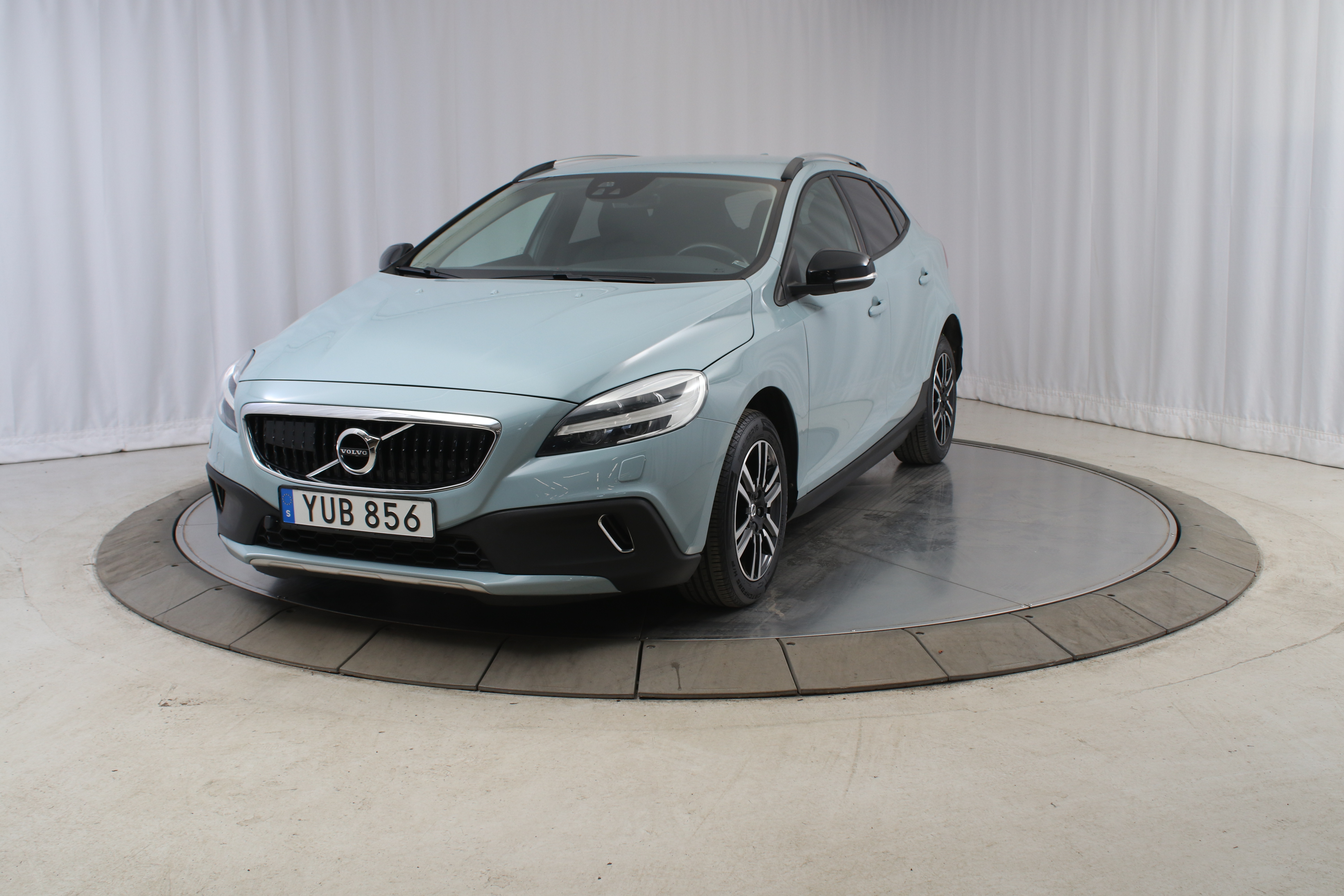 V40 Cross Country T3 Adv Edition image
