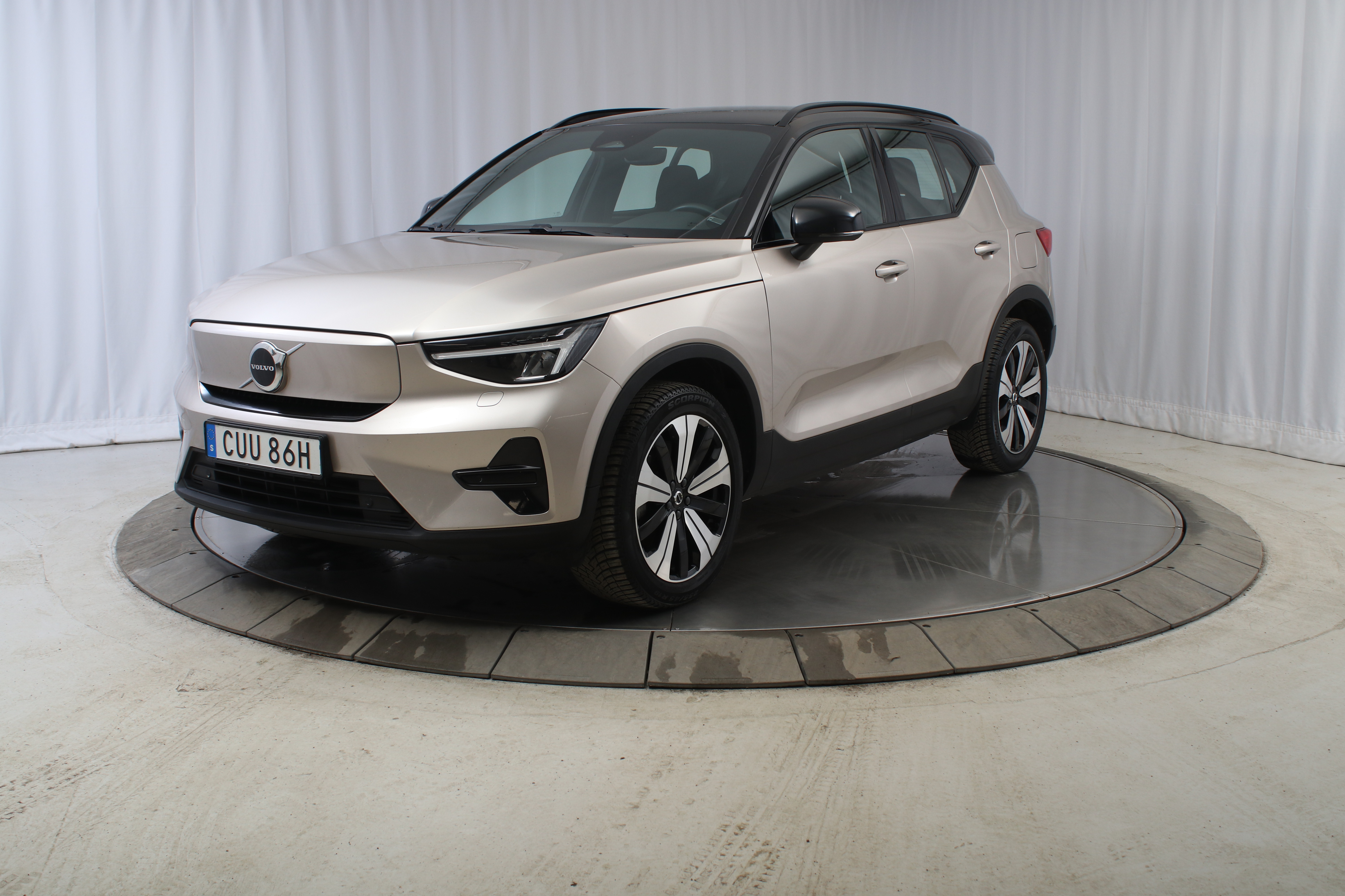 XC40 Recharge Core image
