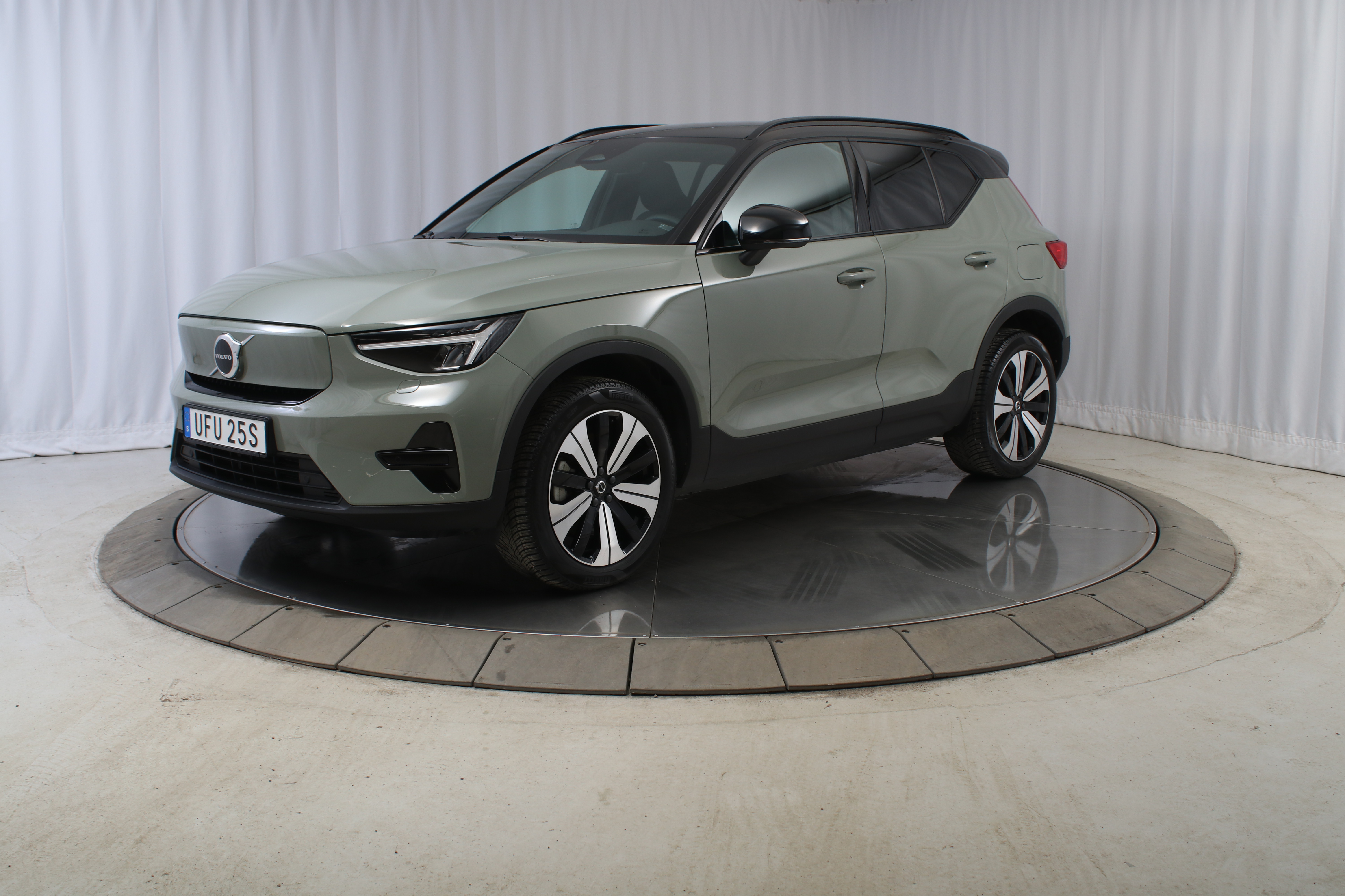 XC40 Recharge Core image