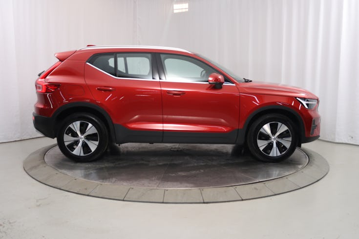 XC40 Recharge T4 Core Bright image 4