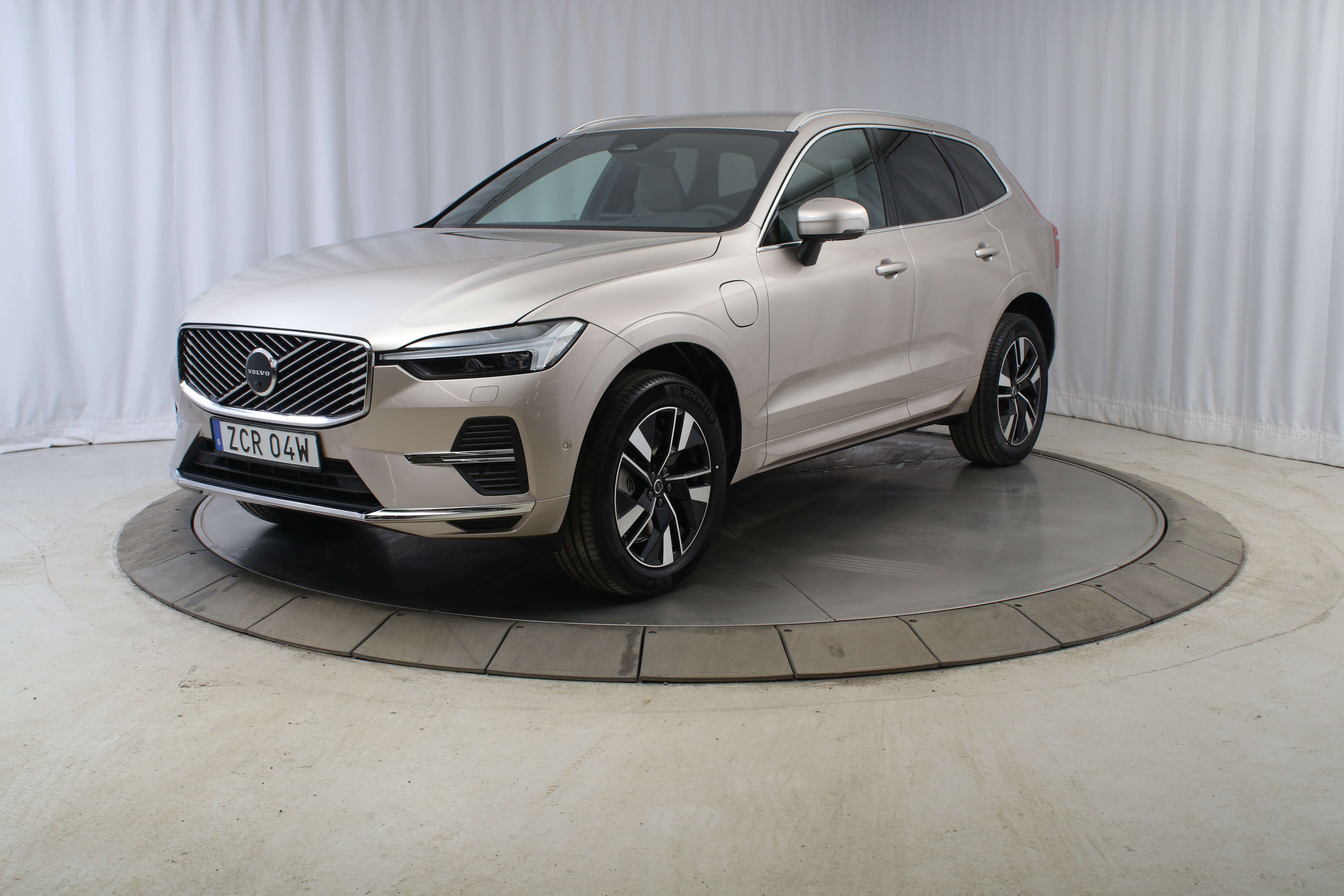 XC60 T6 Plus Bright Nordic Edition image